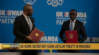 New treaty signed to send asylum seekers in the UK to Rwanda