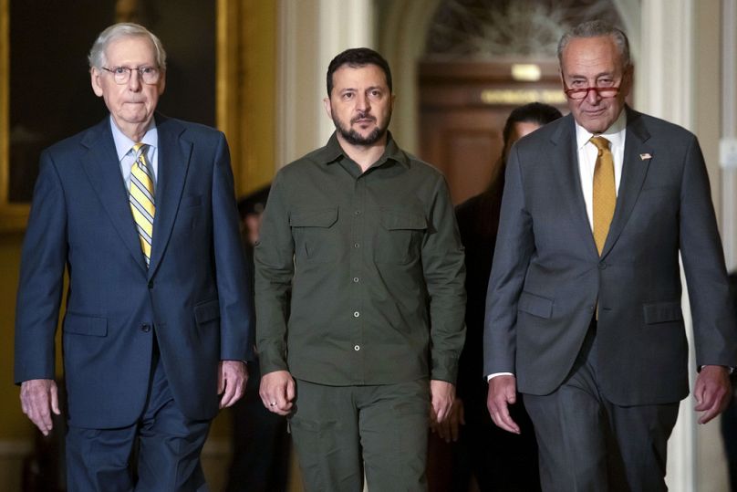 Volodymyr Zelenskyy with US Senate leaders Mitch McConnell (left) and Chuck Schumer.