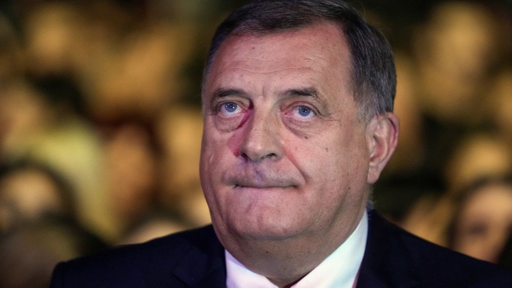 Bosnian Serb leader Milorad Dodik appears in court ahead of trial thumbnail