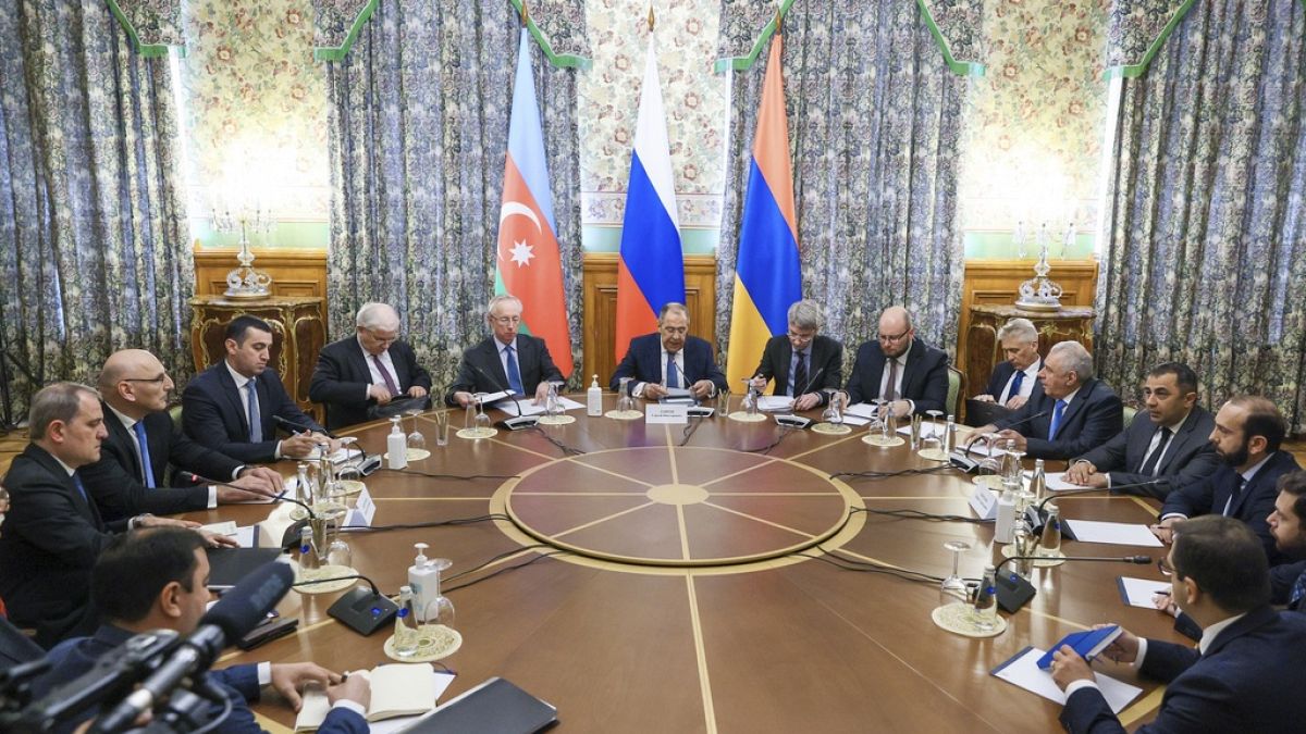 Reunião entre Azerbaijão e Arménia