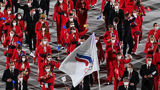 عرض الوفد الروسي (ROC) خلال حفل افتتاح دورة الألعاب الأولمبية طوكيو 2020، في الاستاد الأولمبي في طوكيو، في 23 يوليو 2021.