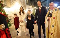 Le Prince William et Kate, Princesse de Galles, avec leurs enfants à la cérémonie de Noël à l'Abbaye de Westminster à Londres, vendredi 8 décembre 2023. 