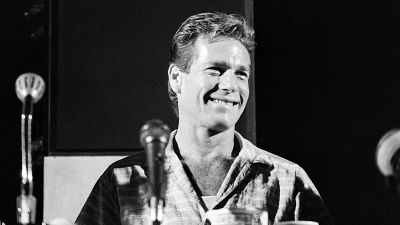 US actor Ryan O'Neal during the presentation of his film "Irreconcilable Differences" directed by Charles Shyer, at the 10th American Film Festival of Deauville, France, 1984.