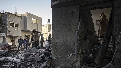 Rommá lőtt házak Rafahban