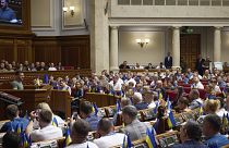 Archív fotó: Zelenszkij elnök beszél a kijevi törvényhozásban