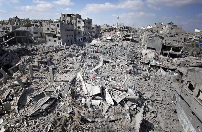 İsrail hava saldırılarında enkaza dönen Gazze'nin Şücaiye semti