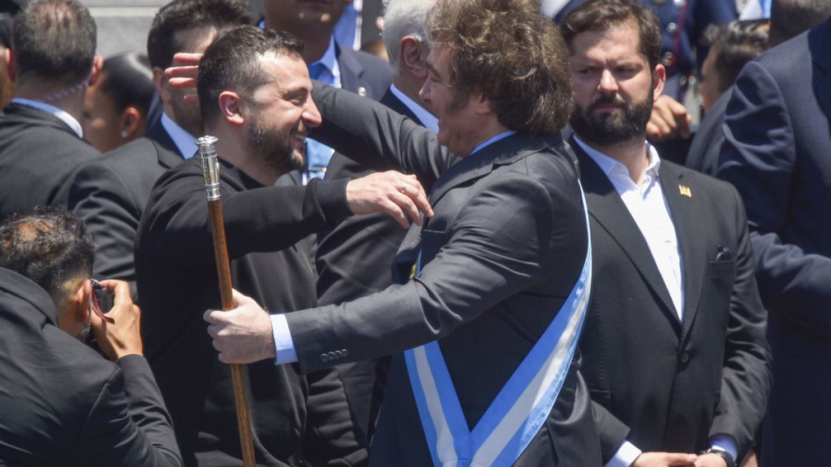 Wolodymyr Selenskyj gratuliert dem neu gewählten argentinischen Staatschefs Javier Milei