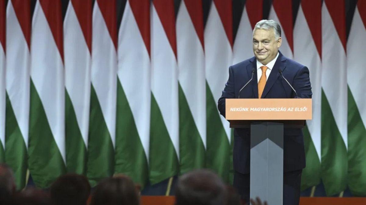 O primeiro-ministro da Hungria Viktor Orbán promete travar as negociações sobre a adesão da Ucrânia à UE