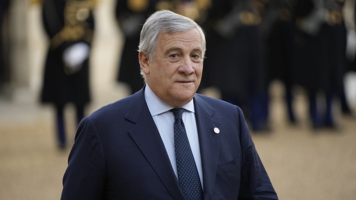 Tajani behívja a magyar nagykövetet 