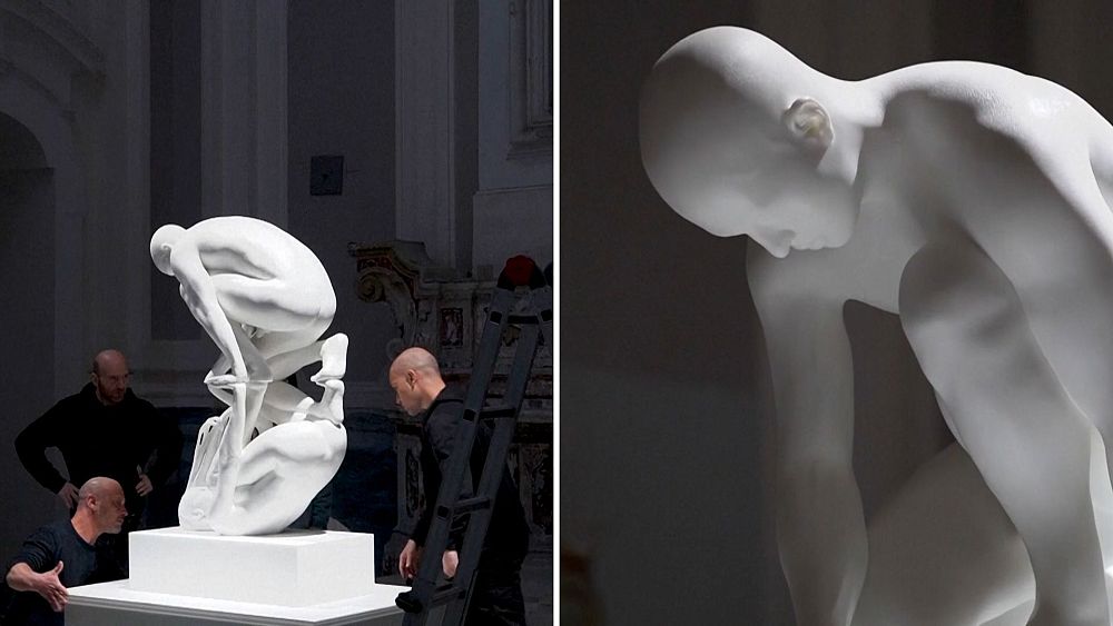 Celebrated Italian sculptor Jago unveils spectacular new artwork in Naples thumbnail