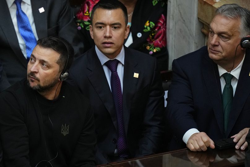 الرئيس الأوكراني مع نظيره المجري