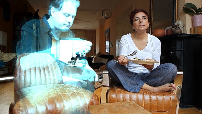 Meet Spanish artist Alicia Framis: The first woman to marry a hologram thumbnail