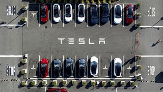 Deux millions de Tesla sont rappelées pour vérifier leur système autopilot