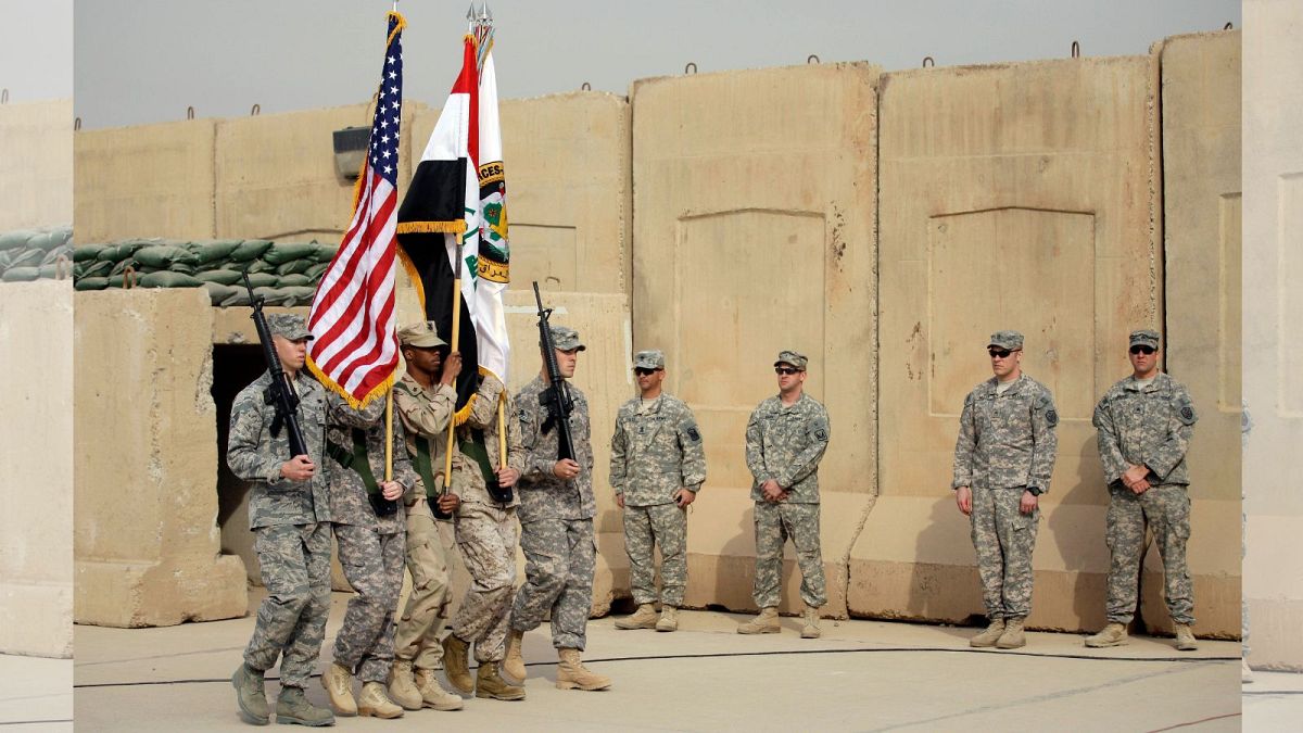 حمل پرچم ایالات متحده، پرچم عراق توسط نیروهای ایالات متحده در عراق
