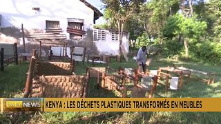Kenya : des déchets plastiques transformés en meubles