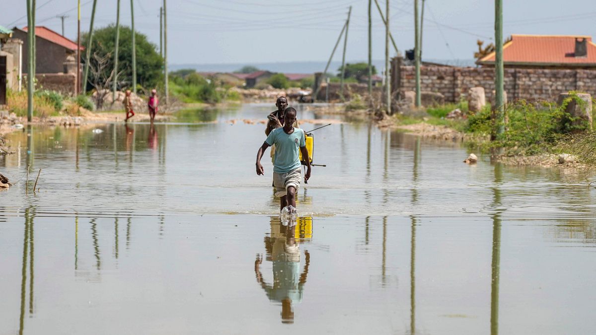 „Наводненията отнесоха цели села“: дъждовете в Кения станаха два пъти по-интензивни от изменението на климата