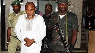 Nigeria : la Cour Suprême ordonne le maintien en prison de Nnamdi Kanu