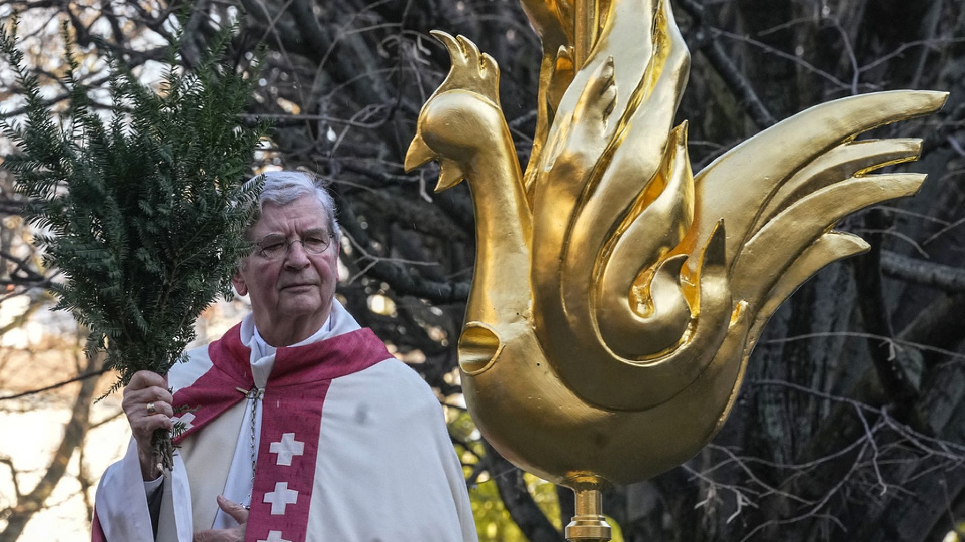 France : Notre-Dame de Paris retrouve son coq, nouveau marqueur de sa ...