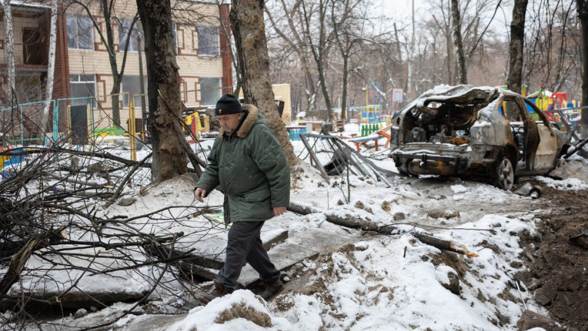 Russia and Ukraine exchange drone attacks after EU funding stalls thumbnail