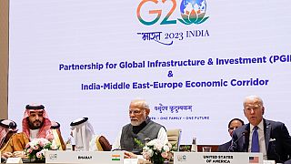 G20 zirvesinde Başbakan Narendra Modi'nin önündeki ülke kartında Hindistan'ın ismi "Bharat" olarak yazıldı