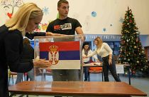 В Сербии завершилось голосование на досрочных выборах