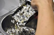 Die jüngste Runde der EU-Sanktionen gegen Russland beinhaltet ein Verbot der Einfuhr von Rohdiamanten.