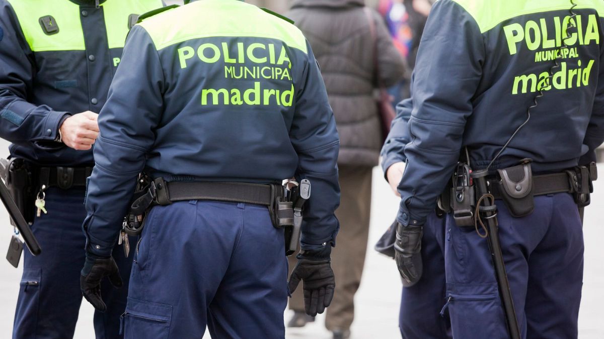 Международните училища в Испания отменят часовете в понеделник след бомбени заплахи