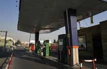 محطة وقود مغلقة في طهران، إيران