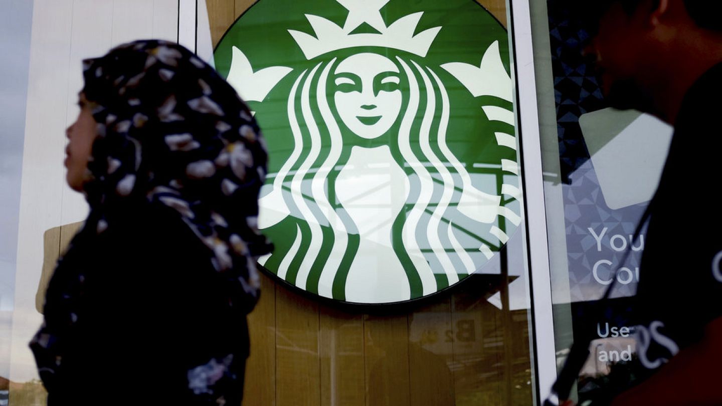 Israel-Hamás: Desacreditando la desinformación sobre los llamamientos al  boicot de Zara y Starbucks