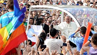 Papa Francis'ten tarihi karar: 'LGBT+ bireyler rahiplerce kutsanabilir' 