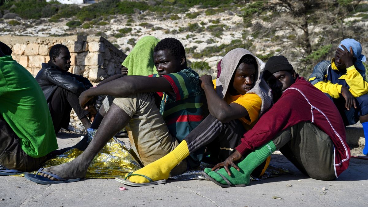 Нелегальные мигранты из Африки