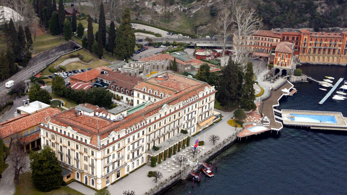 A Villa d'Este luxusszálloda a Comói-tó partján, ahol szintén elszállásoltak uniós tisztségviselőket