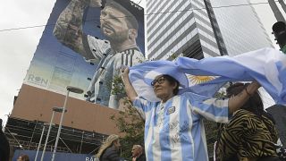 أرجنتيون يحتفلون بالذكرى الأولى لفوز منتخب بلادهم في كأس العالم