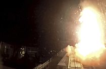 Rakéta indul egy hadihajóról a Vörös-tengeren