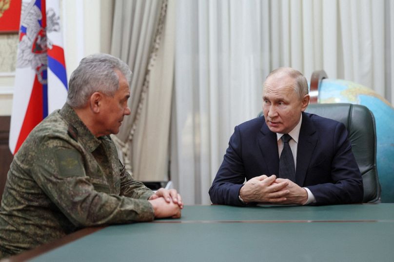 Il presidente russo Putin e il ministro della Difesa Shoigu