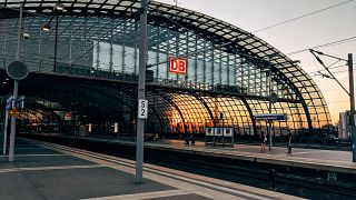 Η διακοπή των μεταφορών στις σιδηροδρομικές υπηρεσίες της Γερμανίας θα συνεχιστεί και το 2024.