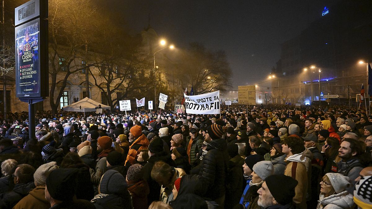 Във вторник улиците на Словакия отново бяха места за протести,