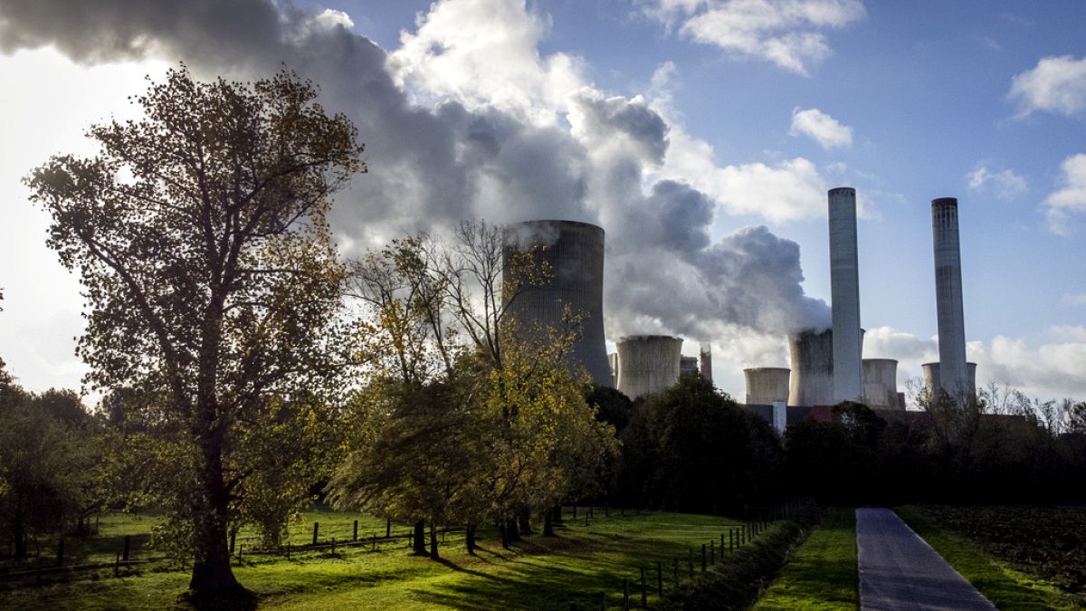 Власти Германии не оставляют надежд на достижение нулевого уровня выбросов к 2045 году
