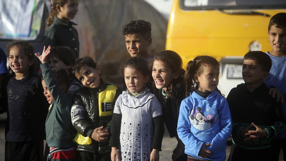 أطفال في مخيم رفح جنوب غزة