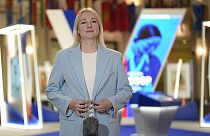 Putin'e karşı devlet başkanlığı seçimlerinde aday olan kadın siyasetçi Dountsova