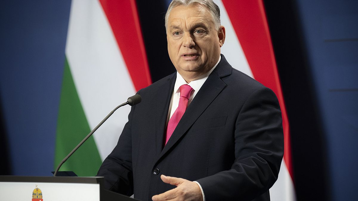 Orbán Viktor a kormányinfón