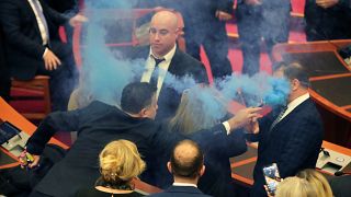 فوضى في البرلمان الألباني