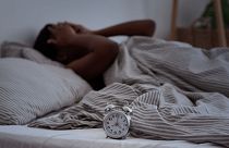 La mancanza di sonno può essere dannosa per il nostro umore e la nostra salute emotiva.