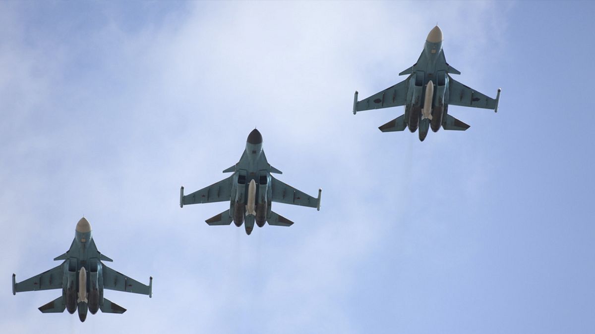 Ucrania afirma haber derribado tres aviones de combate rusos Su-34 en un día