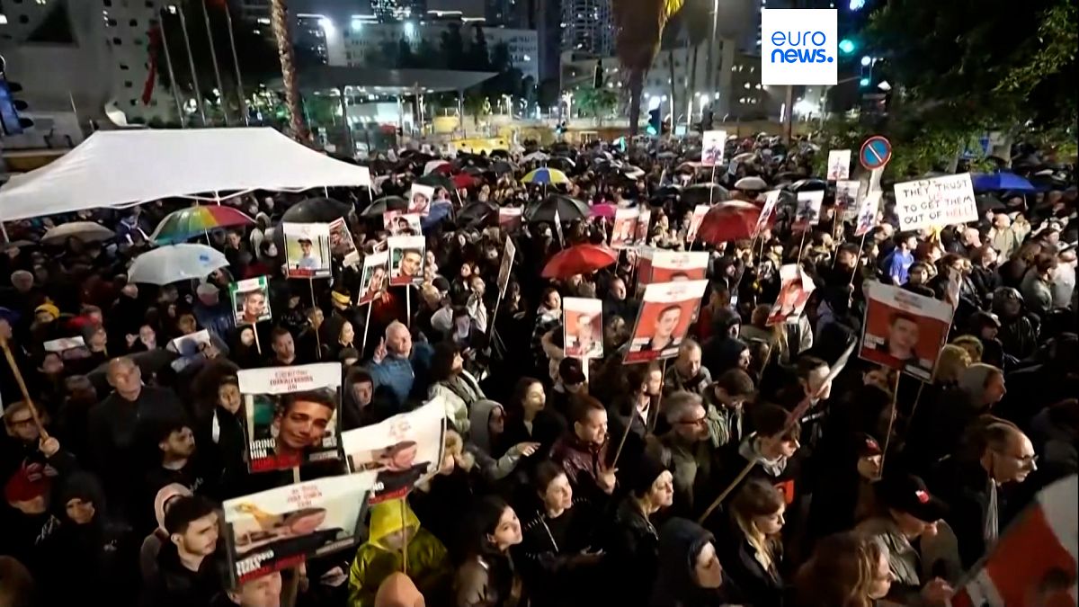 Хиляди присъстваха на митинг на площад Хабима в центъра на