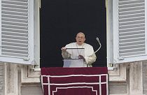 Ferenc pápa ünnepi beszéde közben