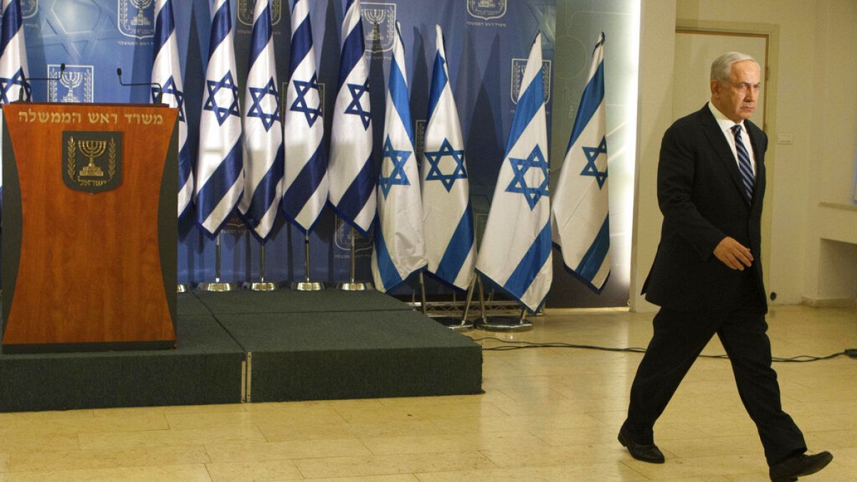 Kifütyülték Netanjahut az izraeli túszok családtagjai, amikor több időt kért kiszabadításukhoz