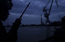 Ucrânia diz ter destruído navio russo no Mar Negro 