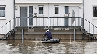 Regiões da Alemanha inundadas no dia de Natal