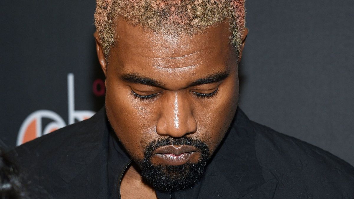 Kanye West apologises to Jewish community for antisemitic comments thumbnail